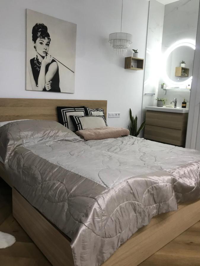 Greatforest Rosehill 2 Apartman -Bmw- Debrecen Esterno foto